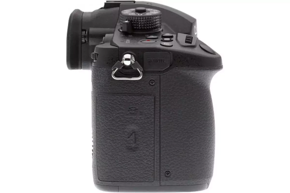 Фотоаппарат Panasonic Lumix DC-GH5 Body