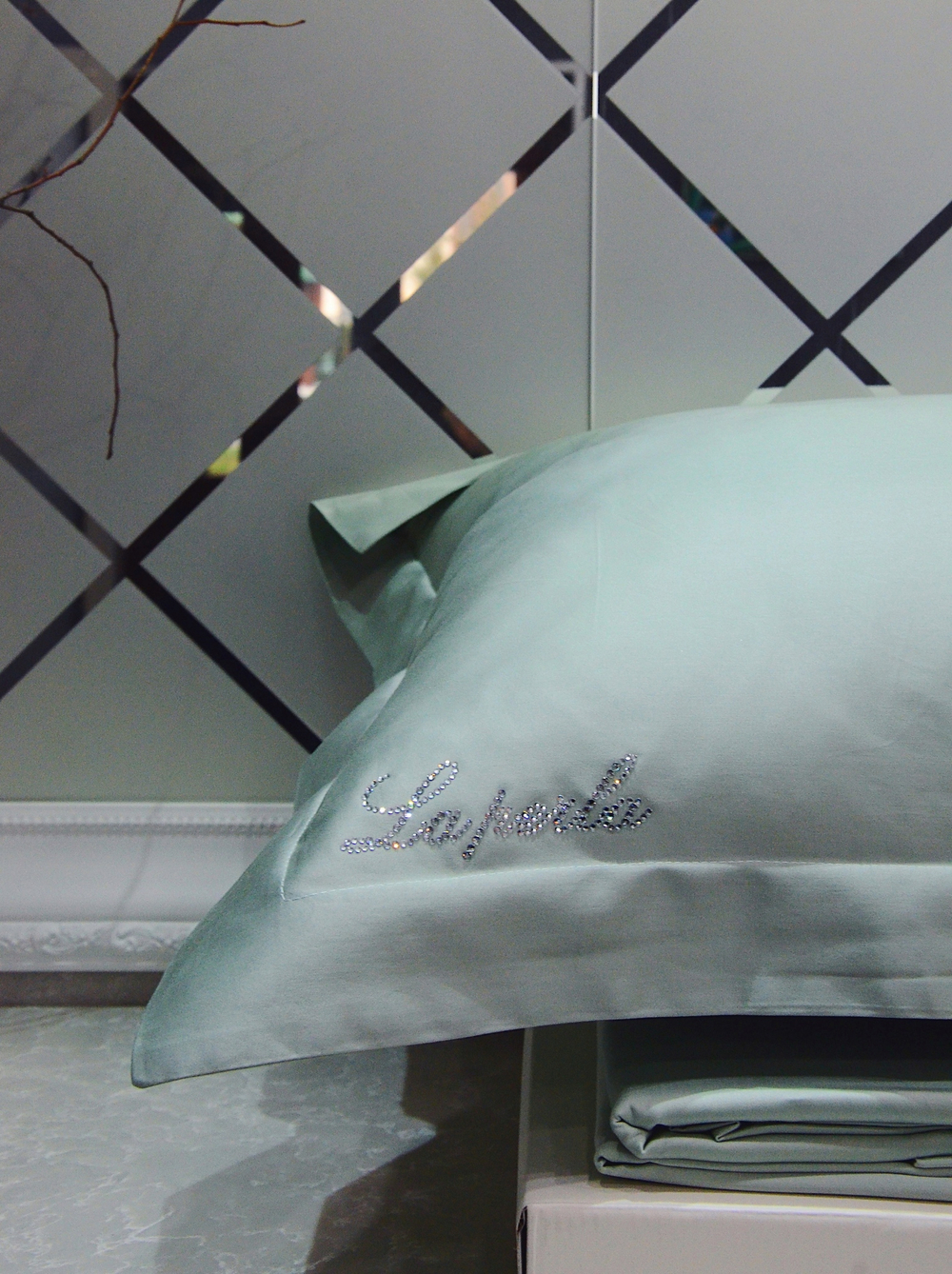 Постельное белье La Perla Light Green евро