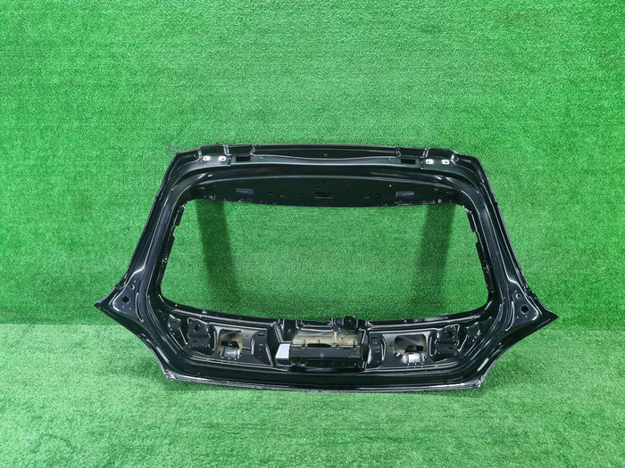 Крышка багажника VW Scirocco 3 (2008-2018)