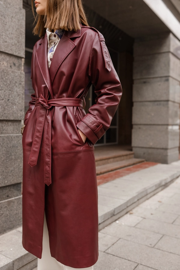 Тренч кожаный бордовый