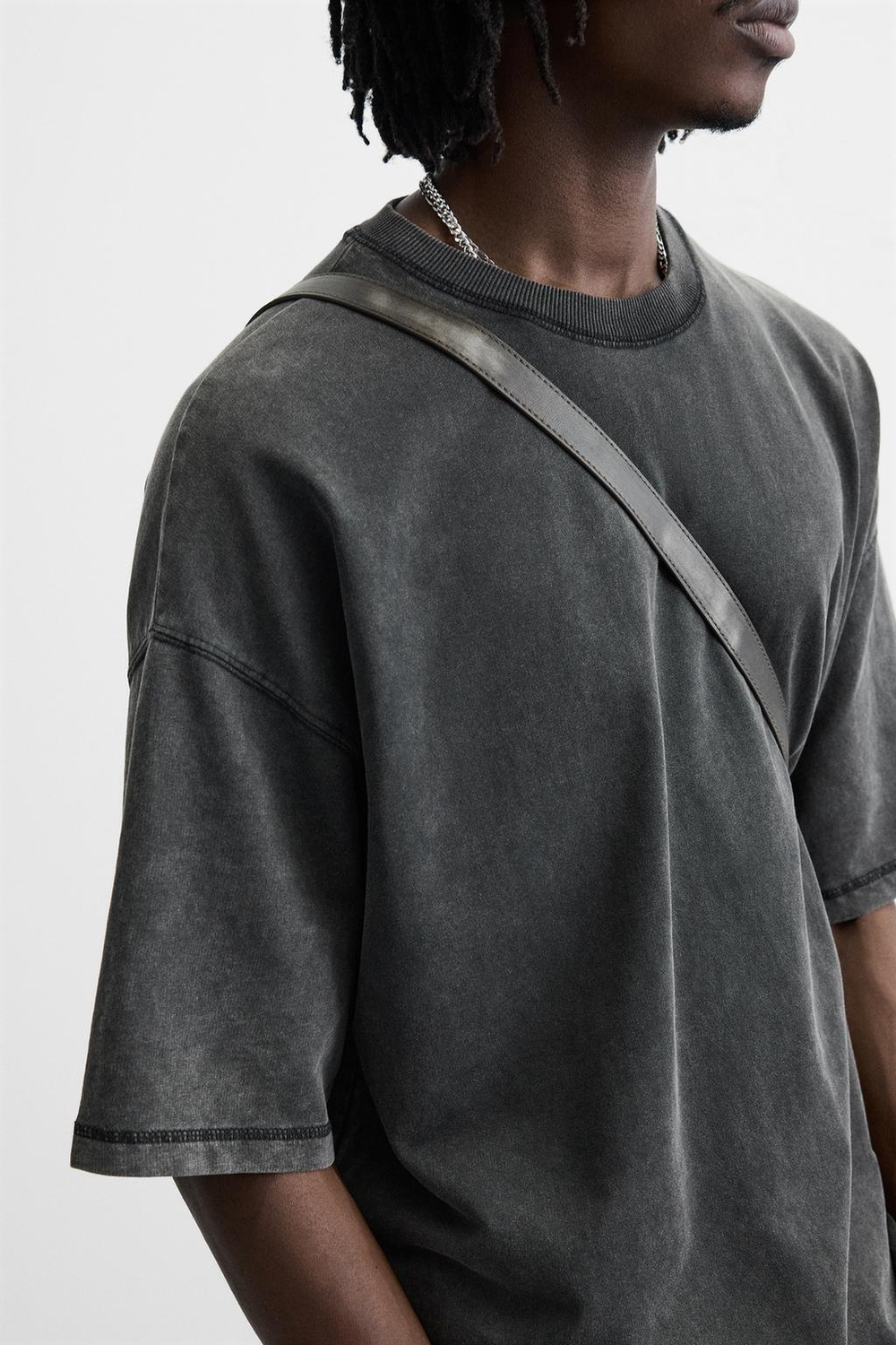 Толстовка relaxed fit с эффектом потертости