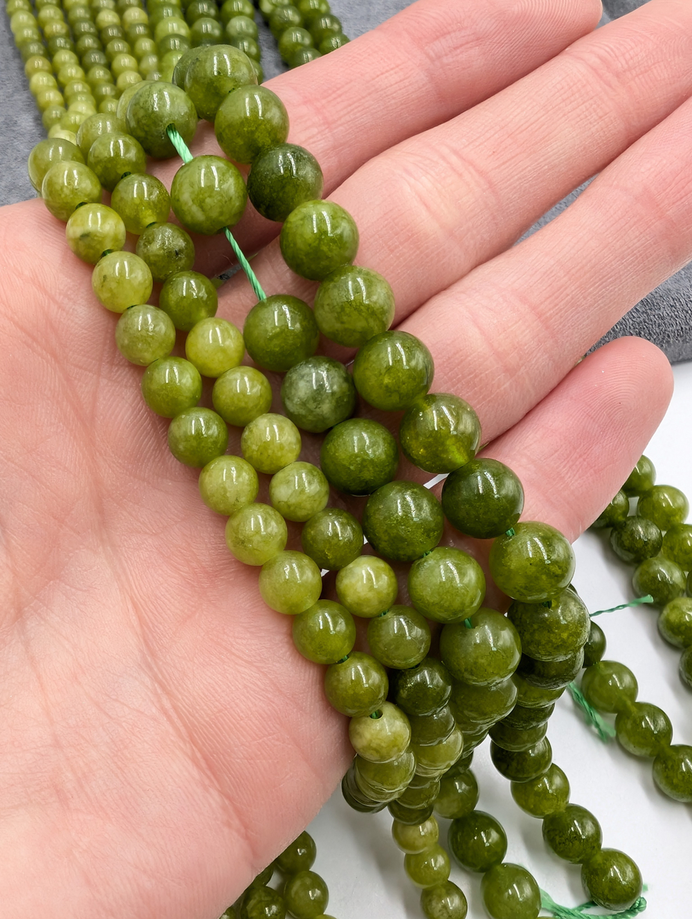 Халцедон оливково-зеленый