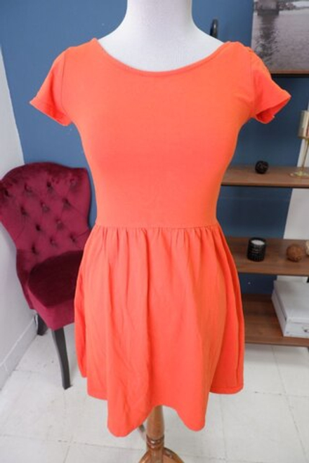 Платье яркое 42 размер