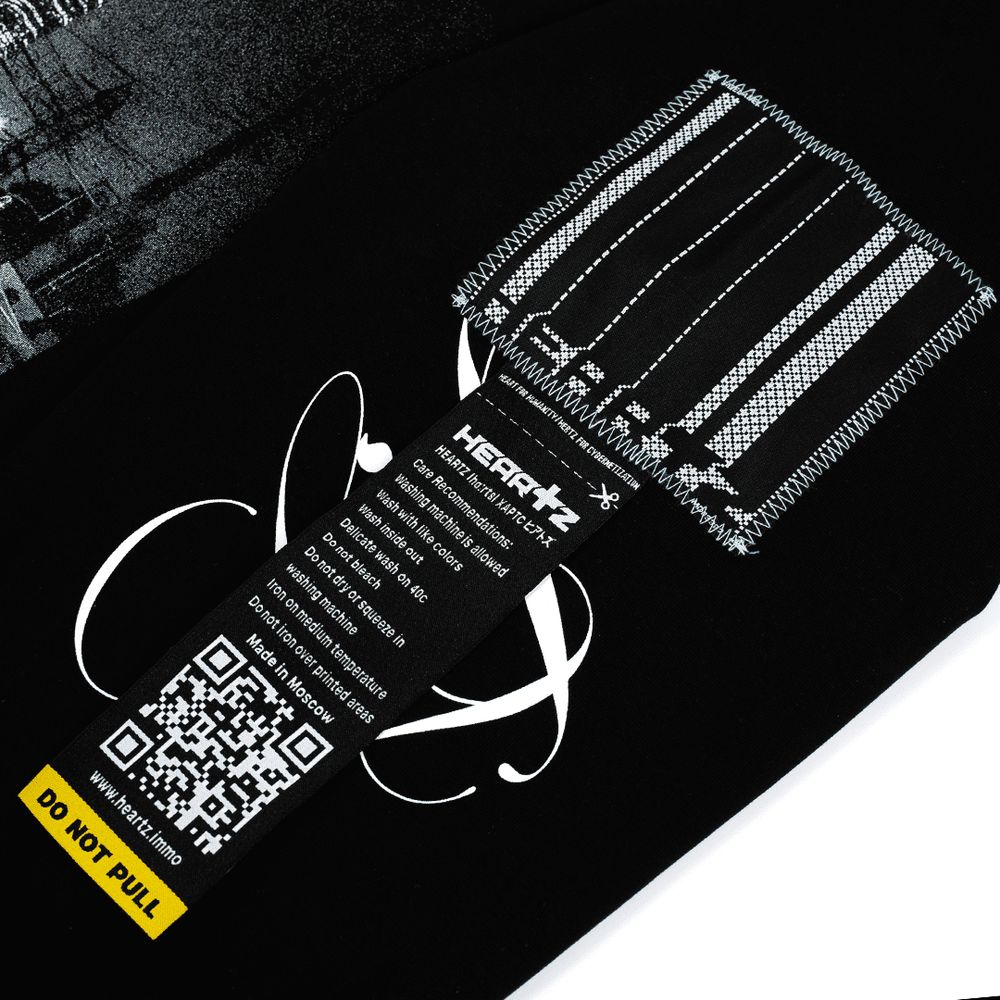 Лонгслив Heartz High Tech Low Life черный