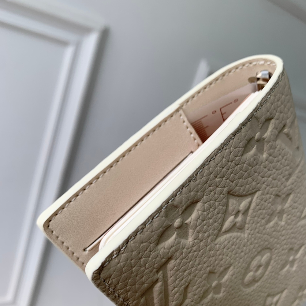 Louis Vuitton Small Ring Agenda