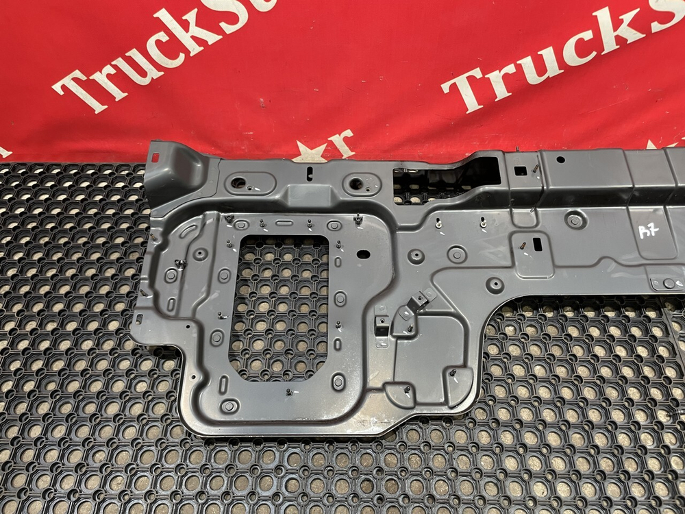 Панель кабины 2018г.