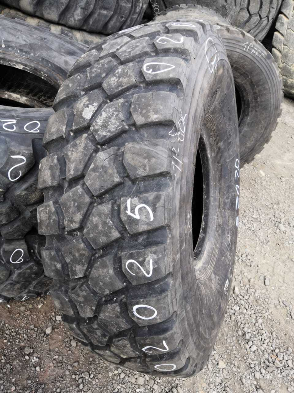 16.00R20 Advance GL073A шина б/у