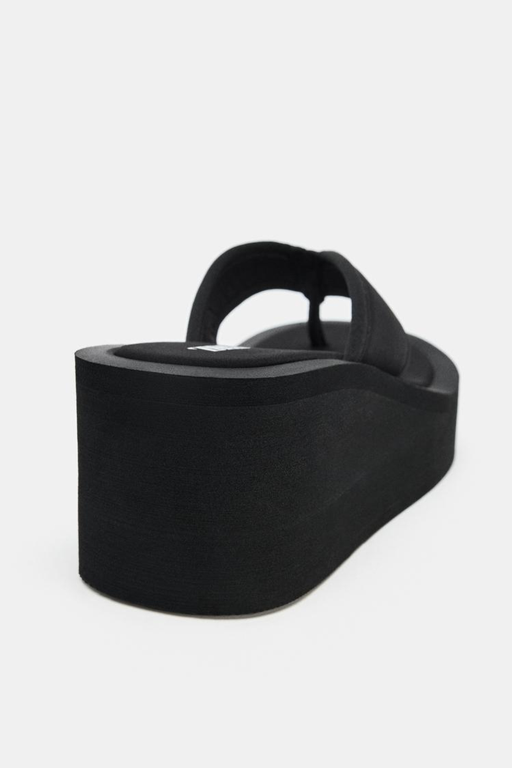 ZARA САНДАЛИИ НА ПЛАТФОРМЕ, ЧЕРНЫЙ