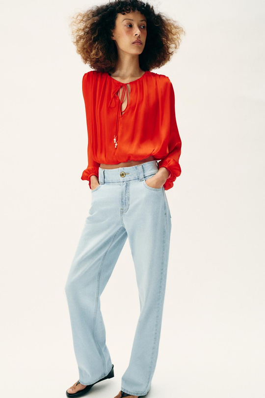 ZARA АТЛАСНАЯ БЛУЗА ОБЪЕМНОГО КРОЯ, КОРАЛЛОВО-КРАСНЫЙ
