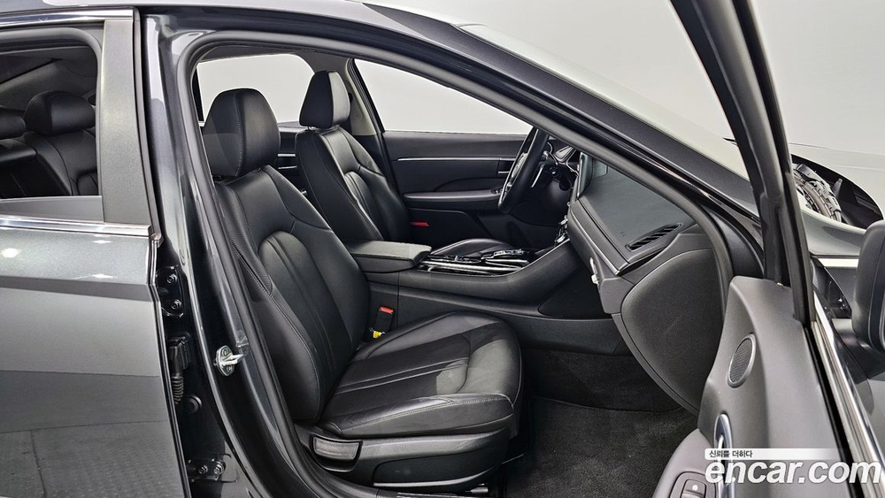 Hyundai Sonata (DN8) 2.0 (08.2019)