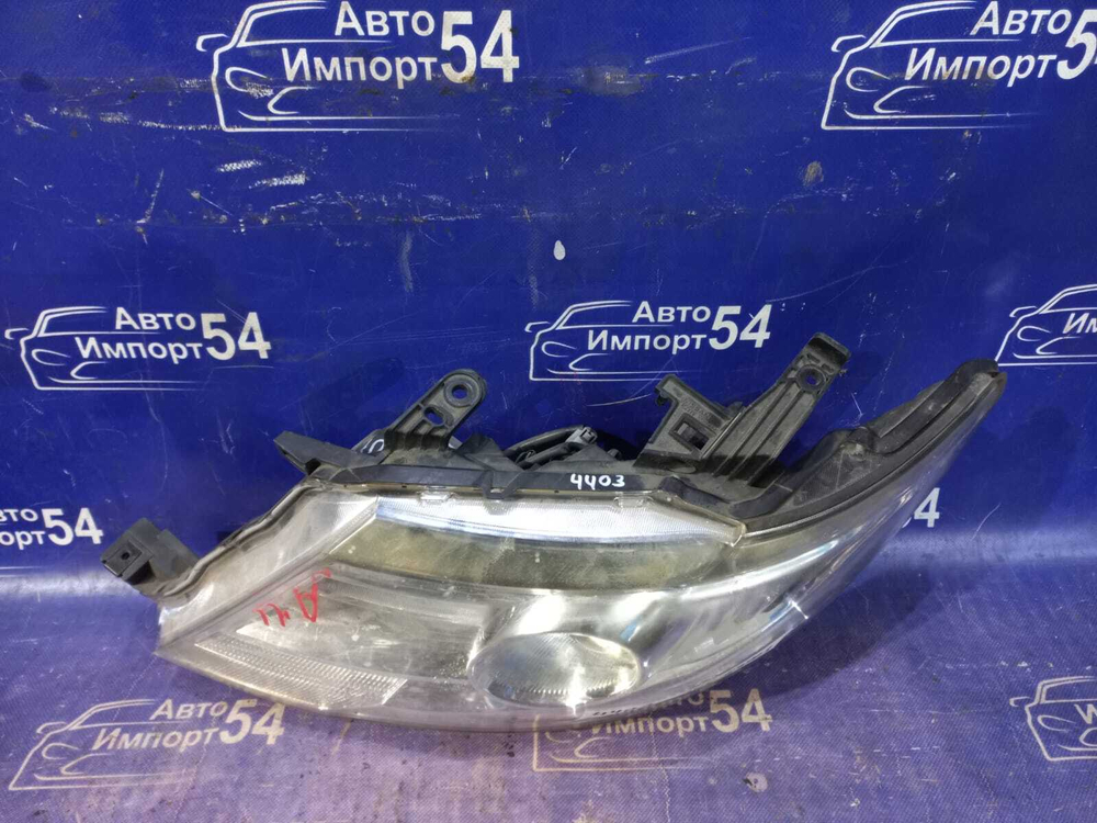 Фара передняя левая NISSAN SERENA 2005-2010
