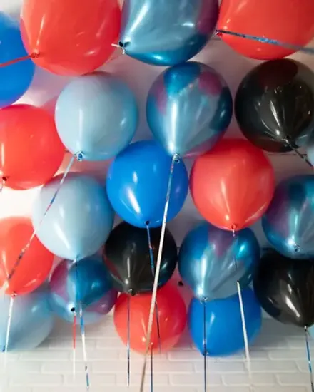 Шары под потолок в стиле "Герои Марвел - Человек Паук"