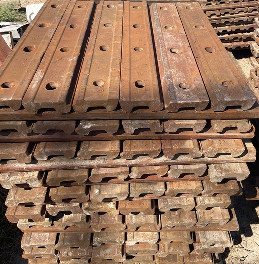 Накладка 2Р-65 б.у., старогодняя ГOCT 8193-73, ГOCT 33184-2014, TУ 2P65-001-2020