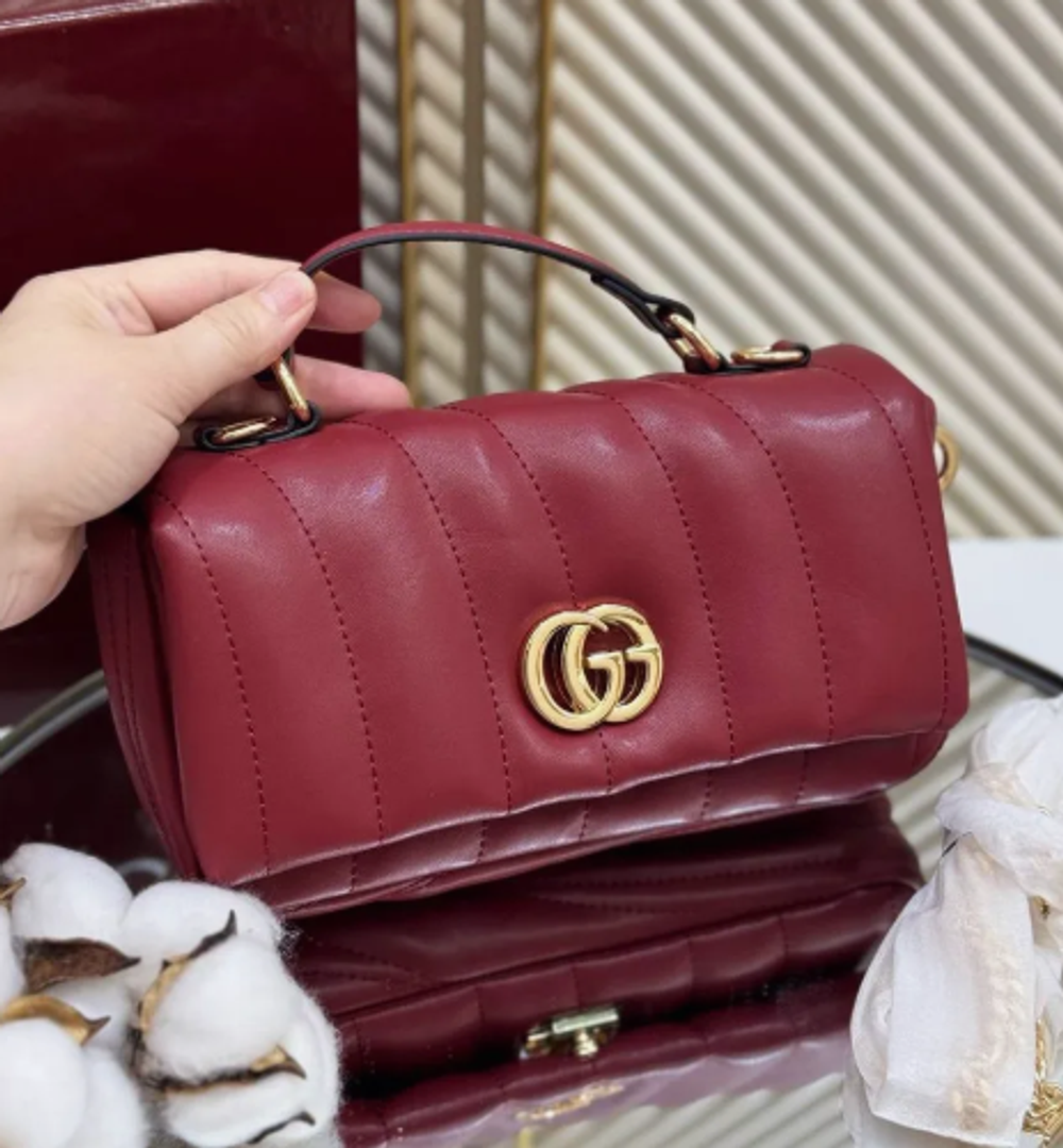 Сумка Gucci стильная