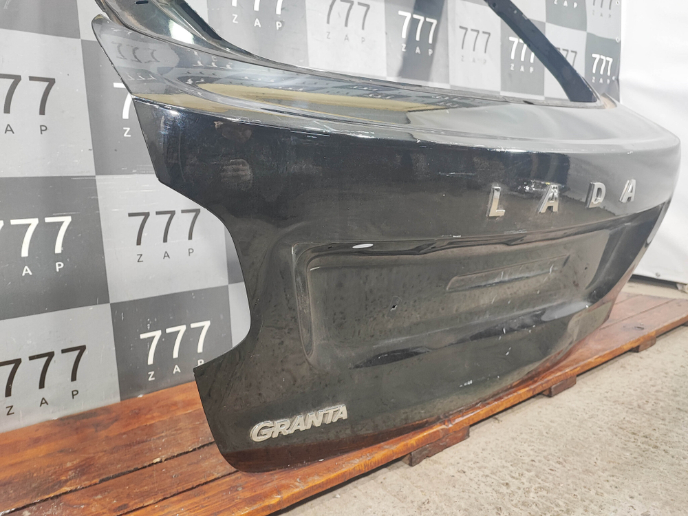 Крышка багажника Lada Granta 18-нв Б/У Оригинал 8450104283