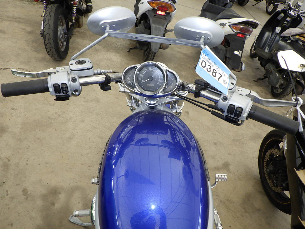 Harley-Davidson V-Rod VRSCAW 1130 054021