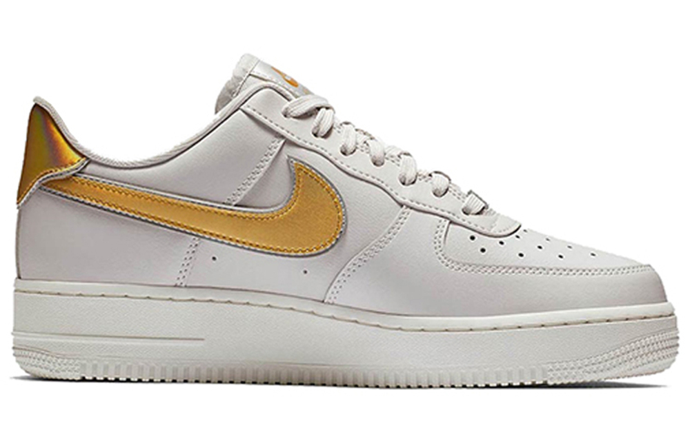 Кроссовки Nike Air Force 1 (Женская размерная сетка)