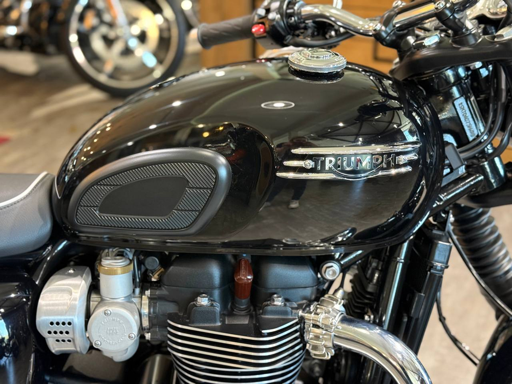 Triumph Bonneville T120, 2024