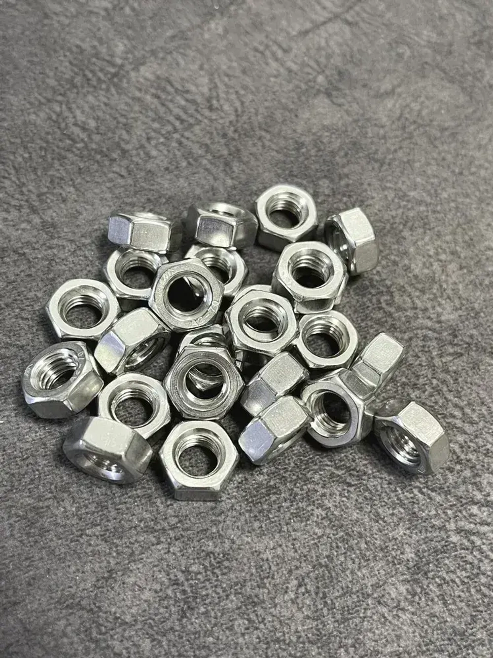 Гайка М8 нержавеющая шестигранная - 25 штук