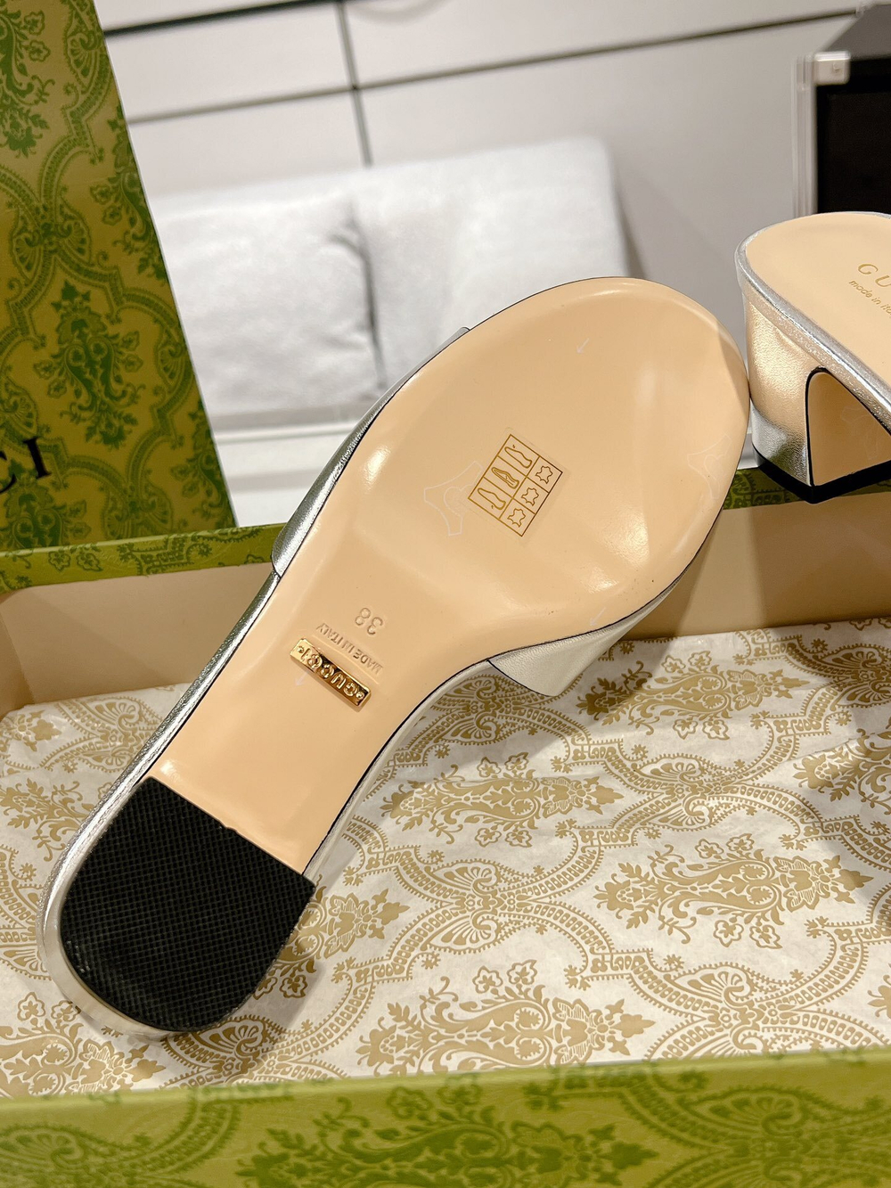 Gucci Slide Sandal (6 colors)