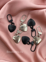 Пуллер-карабин металлический черный матовый "сердце"