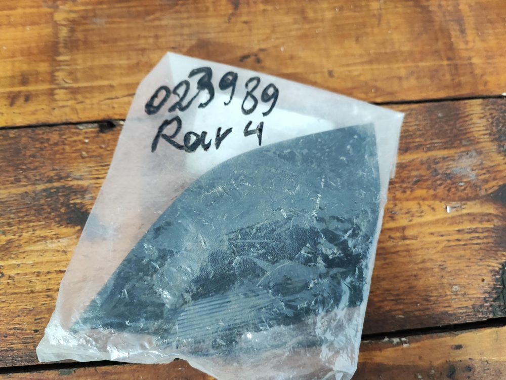 Заглушка буксировочного крюка Toyota RAV4 IV (XA40) 15-19 Новое Оригинал 5328542100