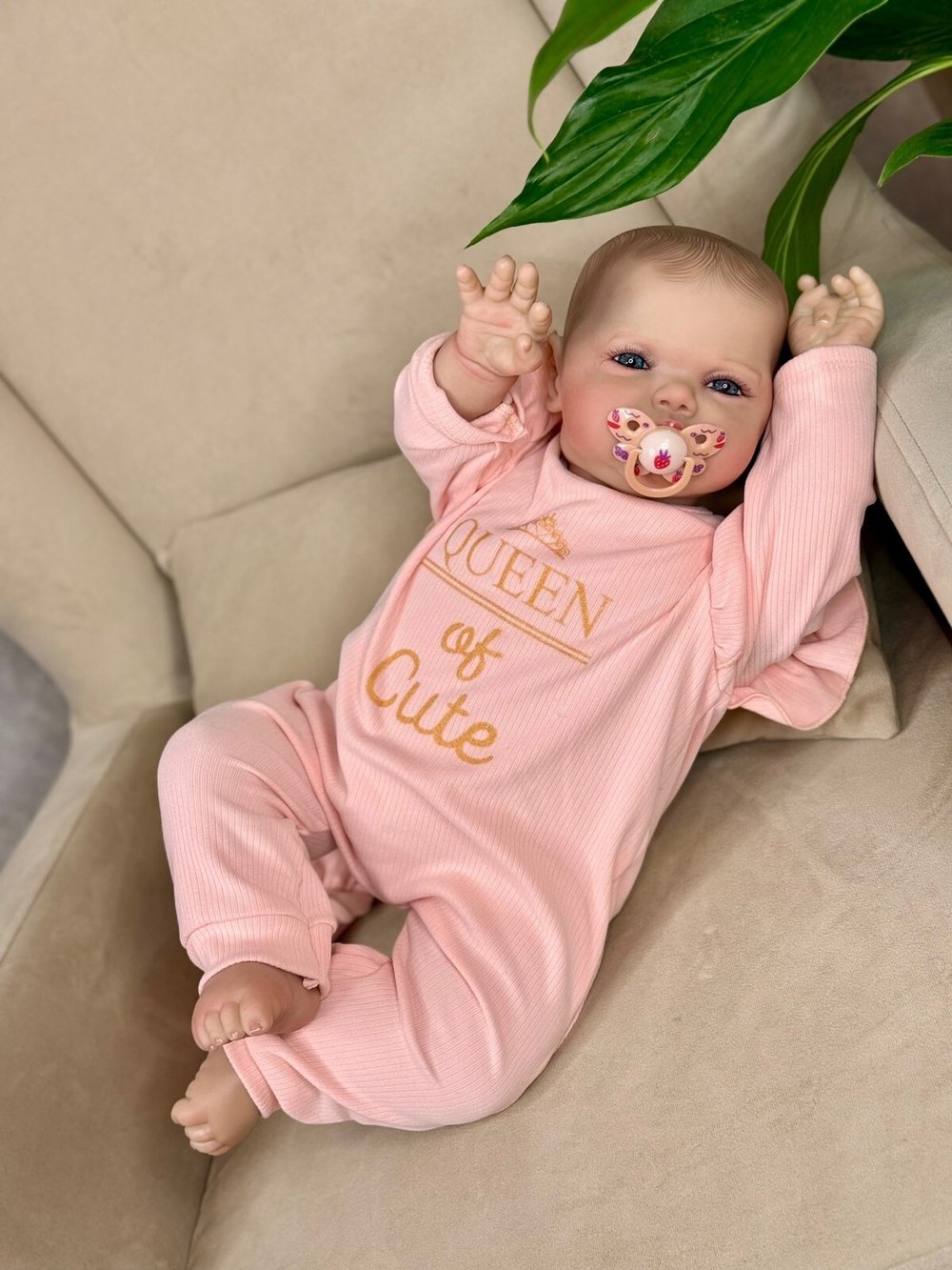 Кукла Реборн мягконабивная 60см (FA-942)