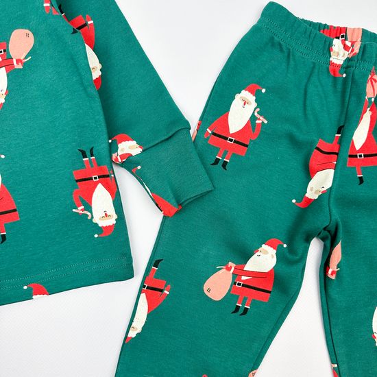 Пижама хлопковая "Дед Морозы с подарками" на темно-зеленом