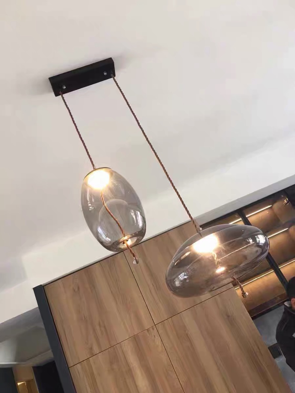Pendant design lamp Knot by Brokis (Smoky)