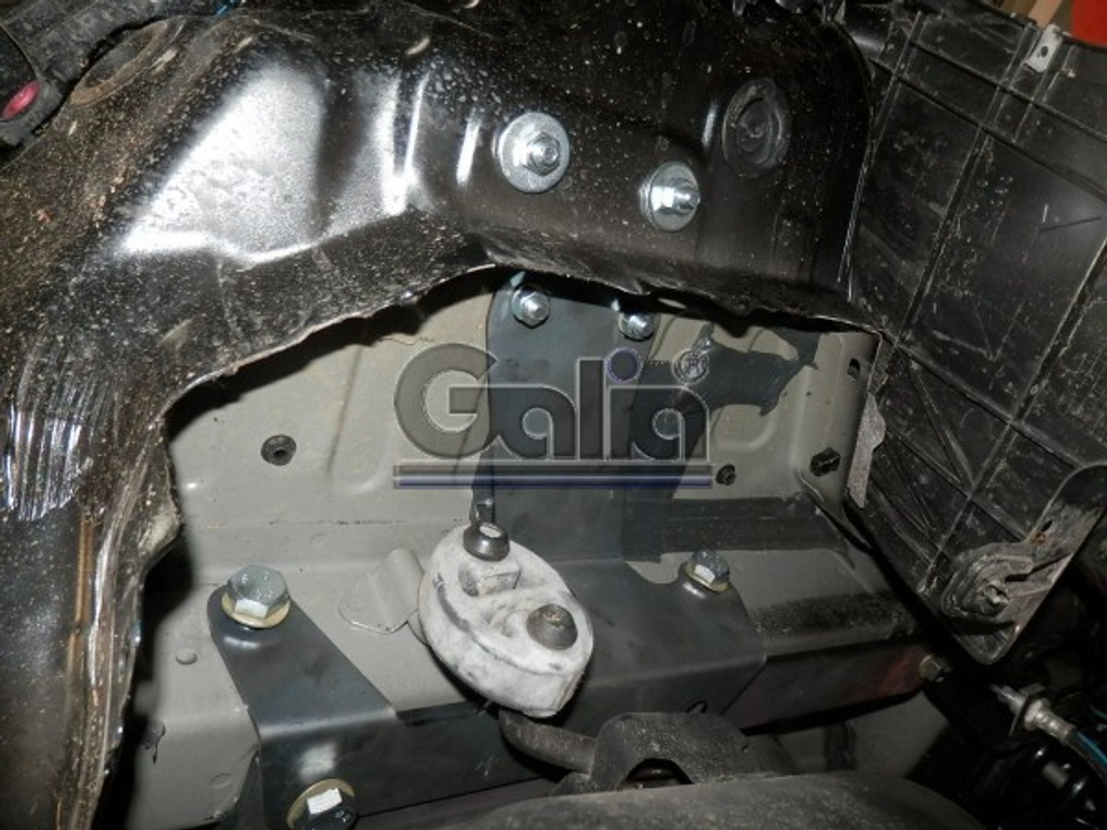 Фаркоп оцинкованный Galia T061A для Toyota RAV4 2013-2018(паспорт и сертификат в комплекте)(без электрики)