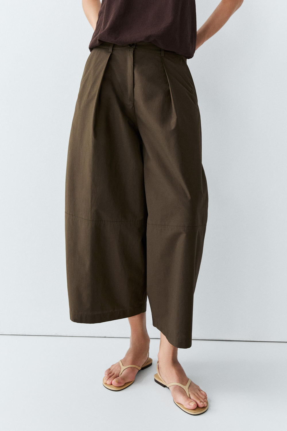 Massimo Dutti Брюки из смесового хлопкового поплина с широкими штанинами, хаки