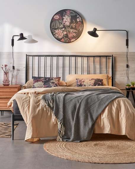 Настенный светильник Plass черный маленький