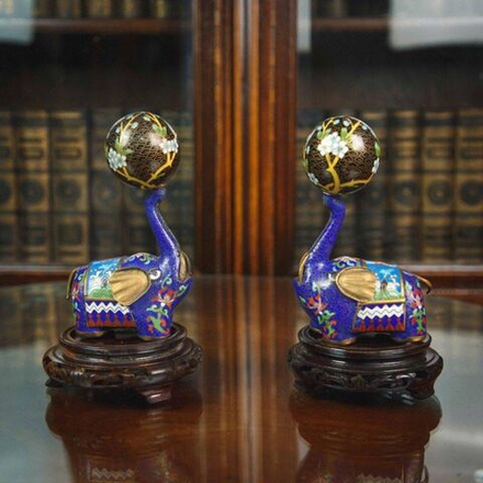 Винтаж: Парные фигуры слонов с шарами