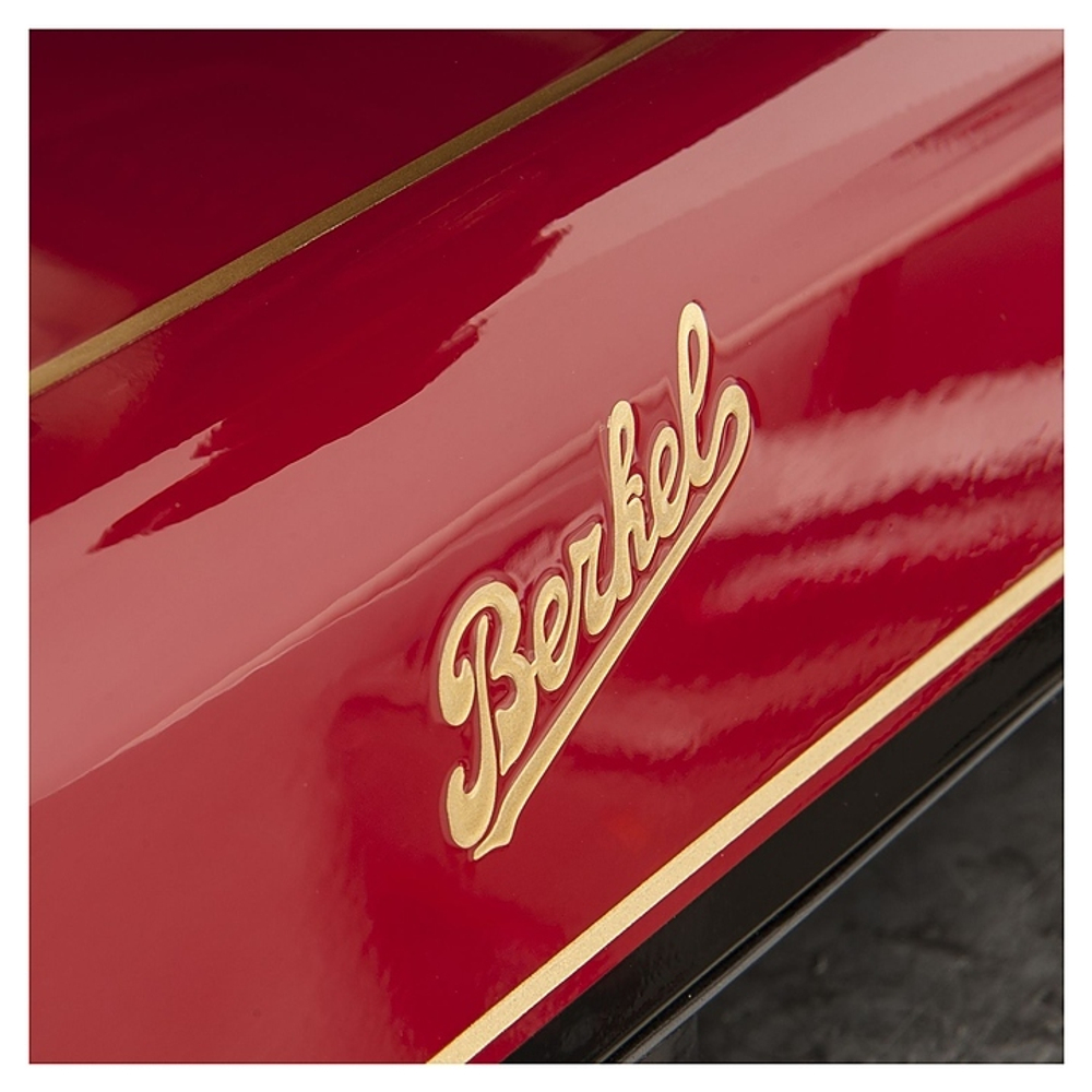 Слайсер Berkel Flywheel (Volano) B116 красный на подставке