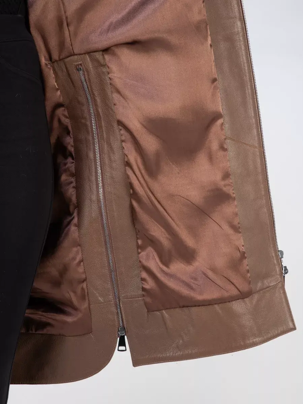 Плащ осенний кожаный с капюшоном