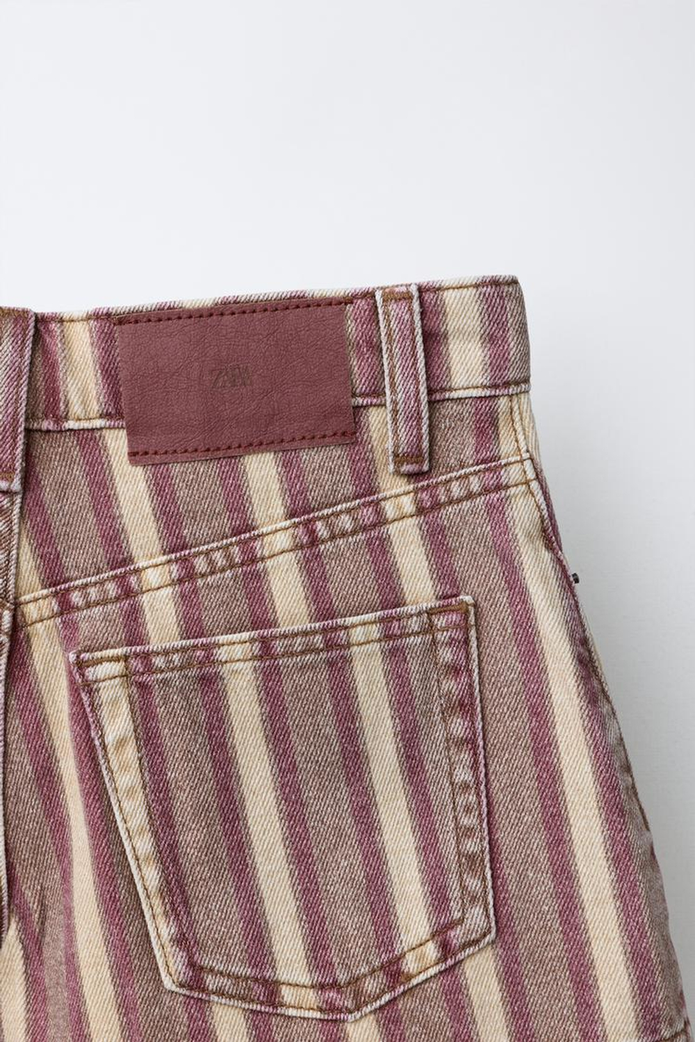 ZARA ДЖИНСОВЫЕ ШОРТЫ В ПОЛОСКУ, БУРГУНДИ