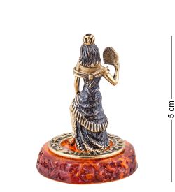Народные промыслы AM-3653 Фигурка «Дама Шальная Императрица» (латунь, янтарь)