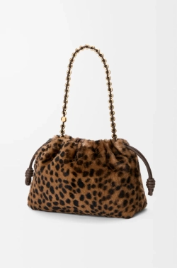 Loewe Средняя сумка Flamenco из овчины с принтом, бежевый/коричневый