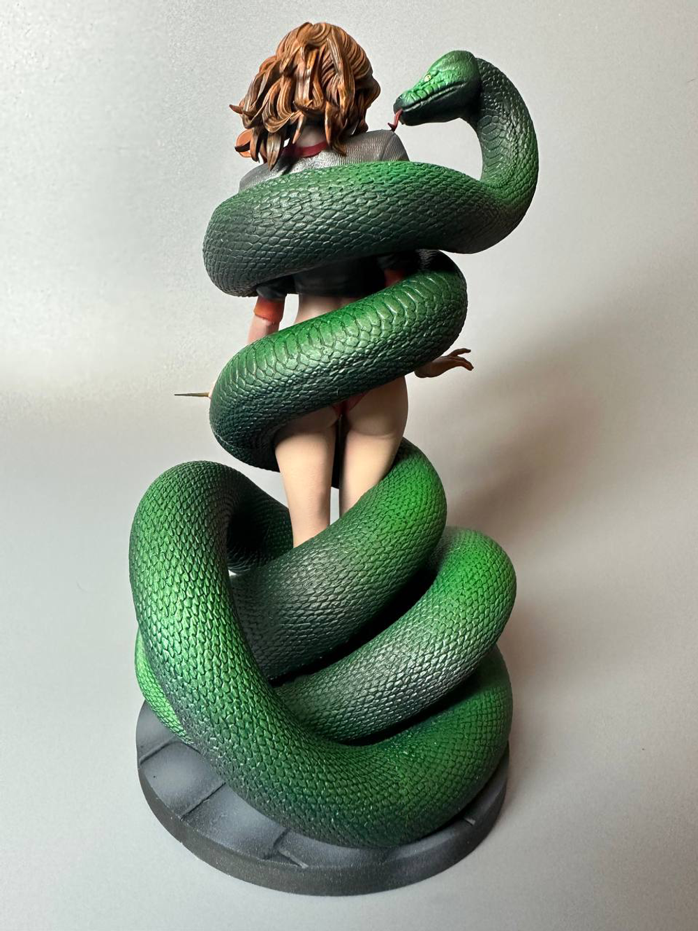 Hermione Snake Гермиона и змей фигурка (окрашена)