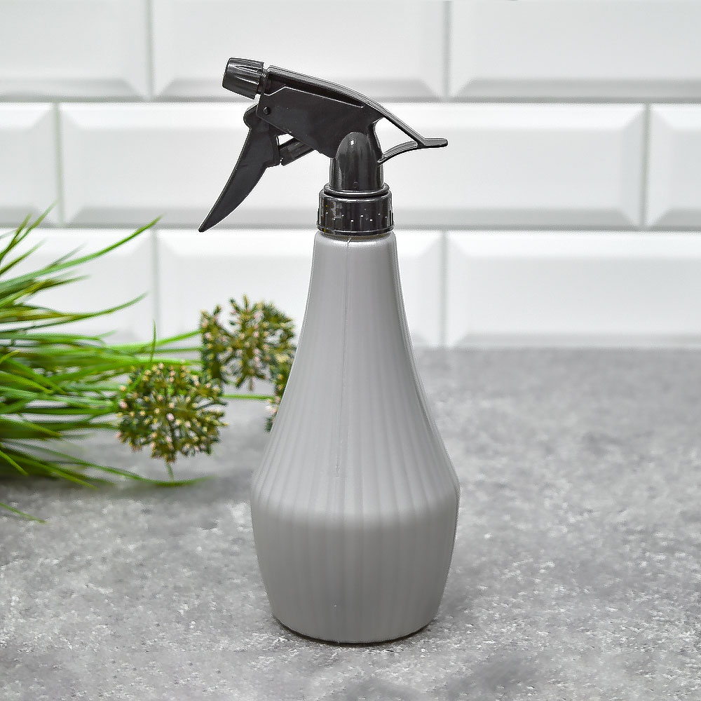 Опрыскиватель 0,57л "Дом и дача", цвет серый