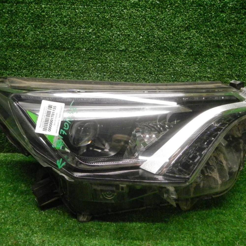 Битая Фара правая Toyota RAV4 4 CA40 (2015-2019) LED
