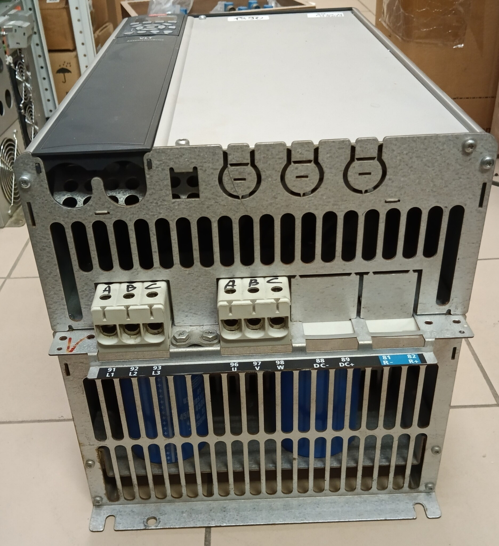 Danfoss FC-302P37KT5 131F0436 с хранения