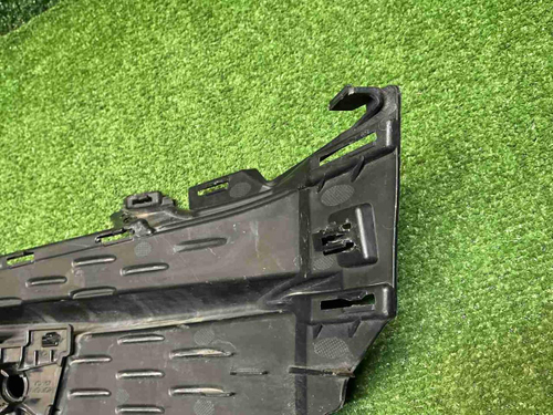 Решетка перед. бампера Mercedes GLE c167 23-нв AMG