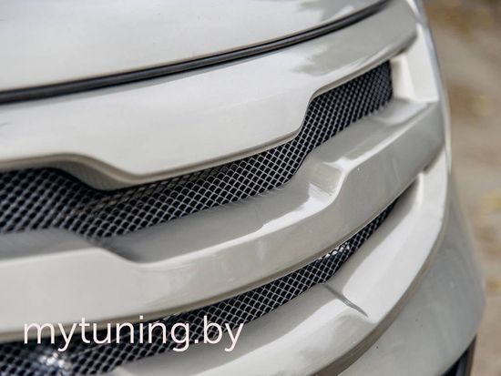 Решетка радиатора V.1 для Kia Sportage III