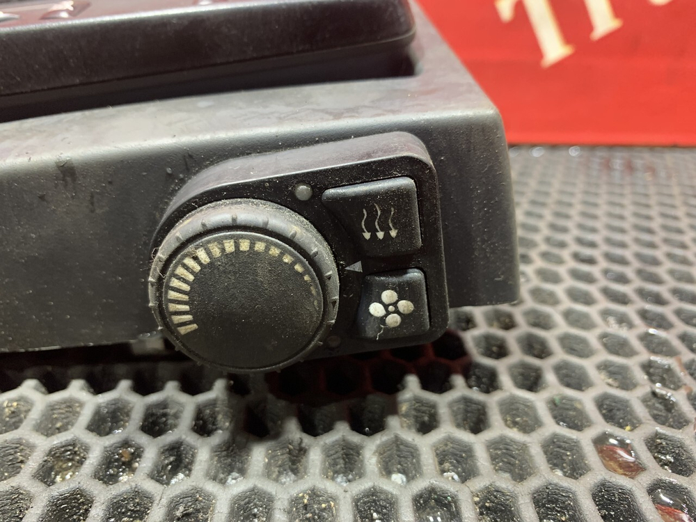 Блок управления отопителем 2019г.