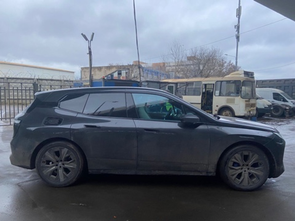BMW iX xDrive40