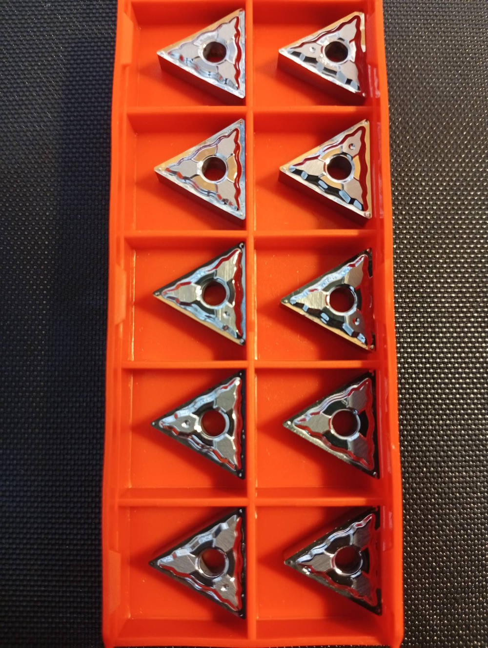 Пластина токарная TNMG160404-HA