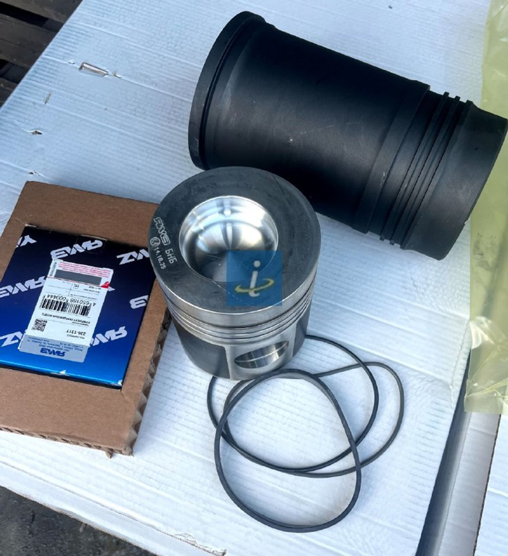 Гильза, поршень, уплотнительные и поршневые кольца ЯМЗ 238Б-1004005