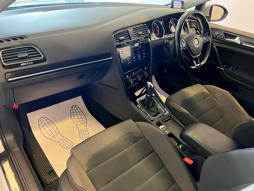 Volkswagen Golf, 2017 год