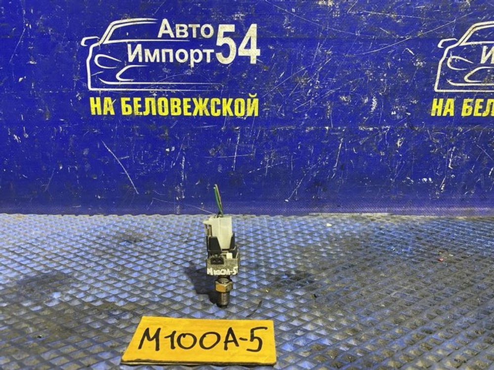 Датчик педали тормоза TOYOTA DUET 1998-2000